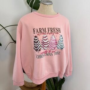 'Farm Fresh' Pink Christmas Tree Graphic Sweatshirt Pullover Women's Large